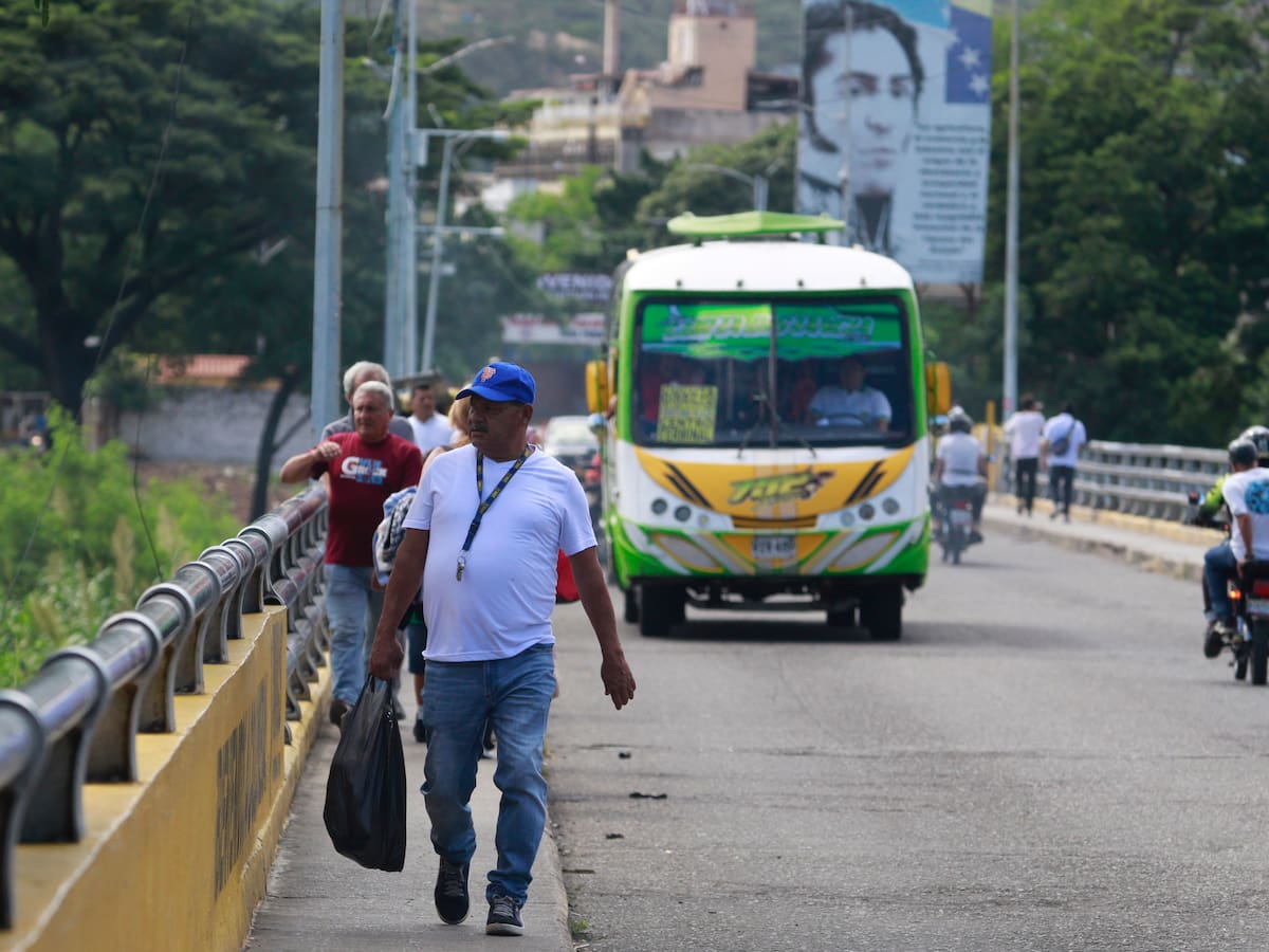 A pesar del anuncio de cierre de frontera de Venezuela, los puentes internacionales están abiertos