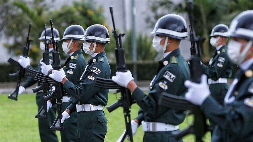 La red ilegal habría tramitado exámenes médicos con información falsa para reconocer pensiones de invalidez o por disminución de capacidad física a militares que no cumplían los requisitos. Foto: Colprensa / CAMILA DÍAZ