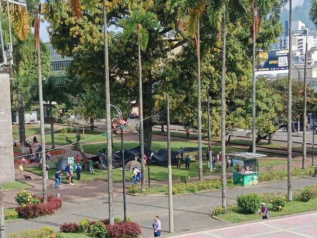 Indígenas de Balboa, Risaralda llegaron al Parque Olaya a instalar campamentos / Foto: Suministrada comunidad
