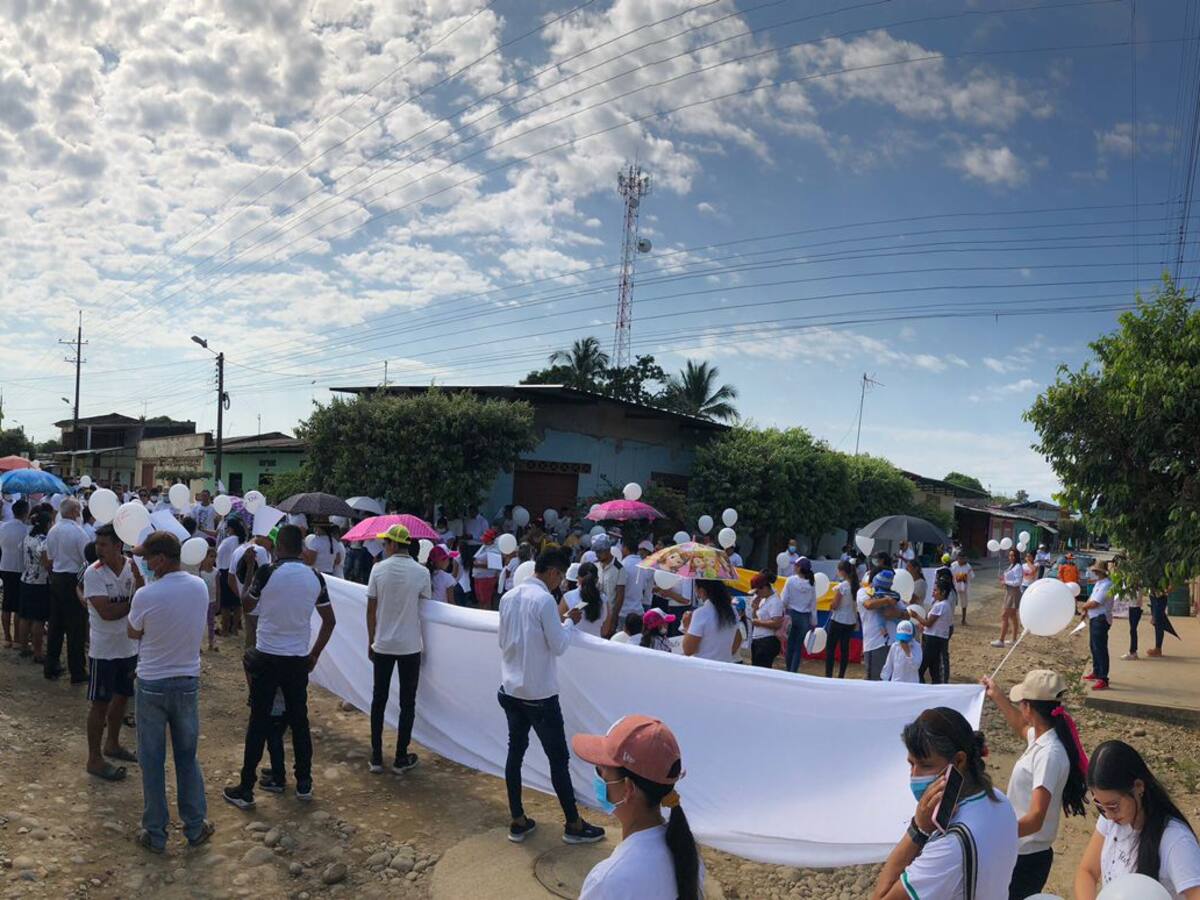 Comunidad en zona rural de Saravena marchó para pedir cese de violencia en Arauca