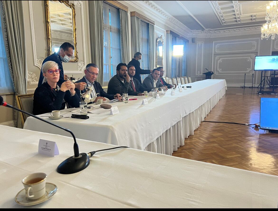 El articulado no corresponde a lo acordado: Efraín Cepeda ante texto de reforma a la salud. Foto: @MauricioLizcano