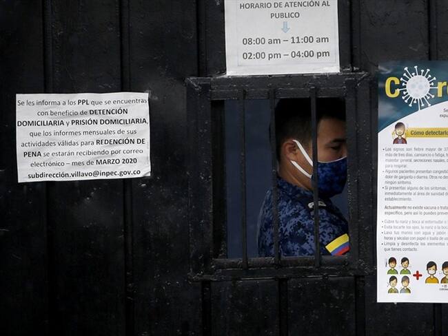 El INPEC reveló nuevos casos de coronavirus en distintas cárceles del país, siendo la de Villavicencio la más afectada con 859. Foto: Getty Images