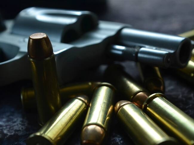 Tres toneladas de armas de fuego traumáticas y blancas han sido decomisadas este año. Foto: Getty Images