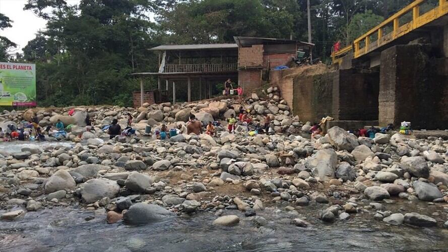 Los equipos permiten obtener datos para el control y prevención sobre cinco ríos y las quebradas Taruca y Taruquita, las que ocasionaron la avalancha en marzo de 2017. Foto: Colprensa