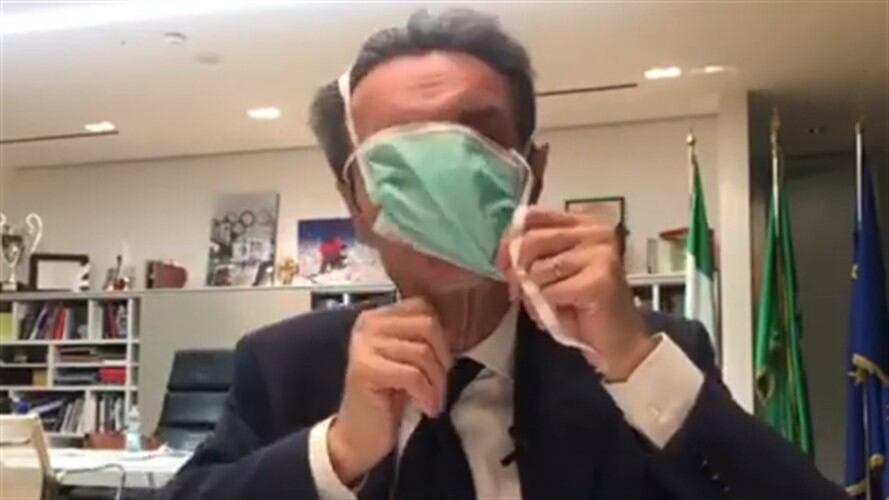 Otro personaje que no sabe ponerse el tapabocas. Foto: Captura de pantalla