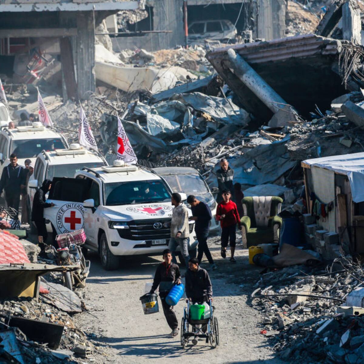 Hamás liberó a tres rehenes como parte del cuarto intercambio con Israel