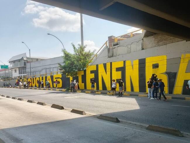Los murales fueron pintados en distintos sectores de la ciudad.