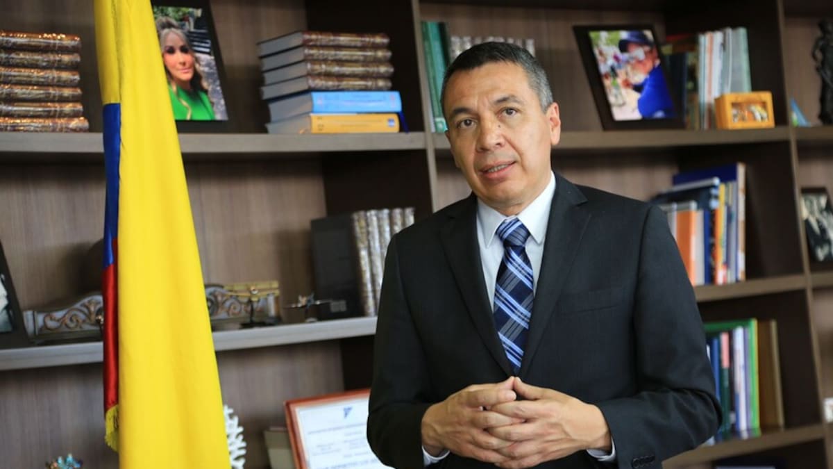 William Camargo sale del Ministerio de Transporte: llegará María Constanza García