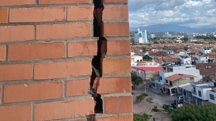Denuncian daños y grietas en proyecto de vivienda en Cúcuta- Cortesía W Radio