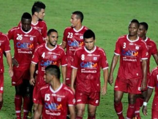 Presidente del América de Cali confirma salida del equipo de la Lista Clinton