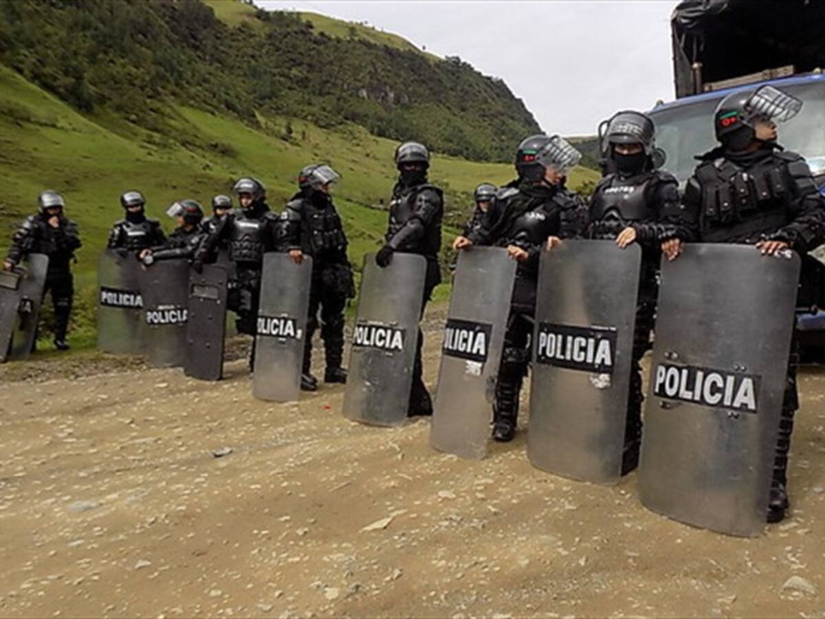 Choques entre indígenas y Esmad dejan un herido en Caloto, Cauca