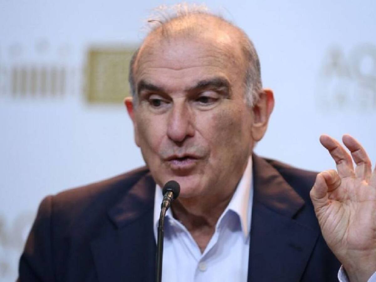 Humberto de la Calle aseguró que Aerocafé debe ser una realidad