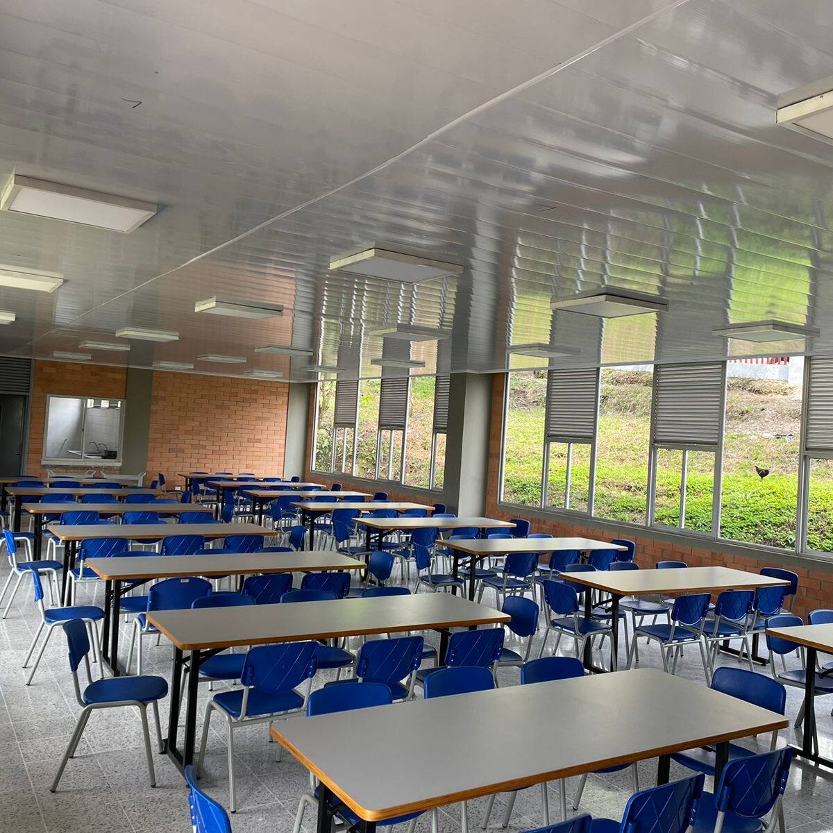 Niños de Maripi pasarán de la plaza de mercado a recibir clases en colegio FFIE