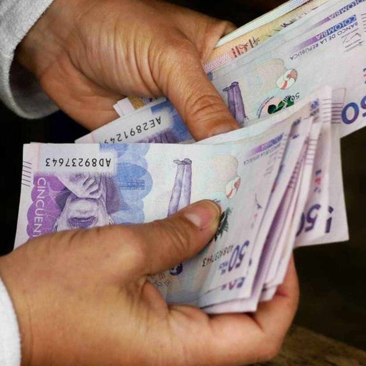 Empieza la lucha para que algunos bienes y servicios no suban con el salario mínimo