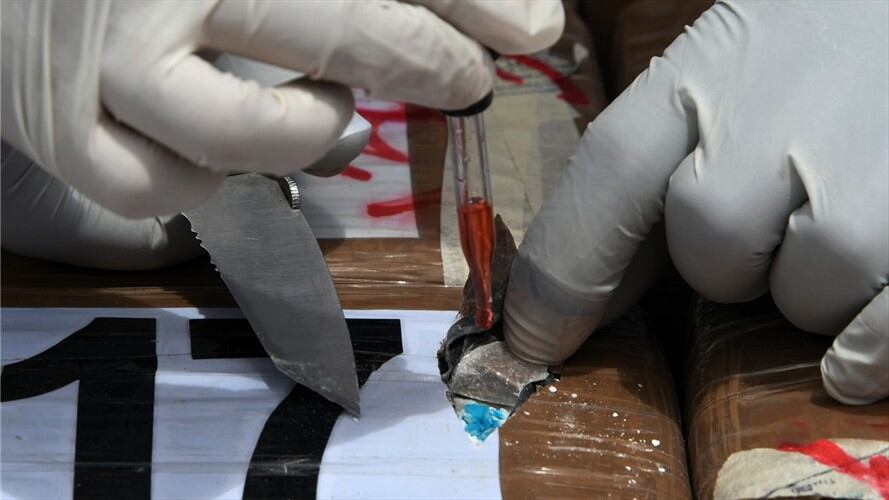 La Policía Nacional anunció la incautación de dos toneladas de coca, transportadas en un semisumergible. Foto: Getty Images