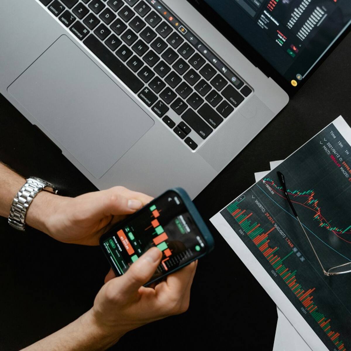 ¿Qué es un CFD y por qué cada vez más personas lo eligen a la hora de invertir?