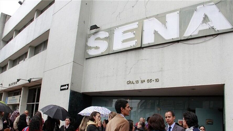 Procuraduría sancionó con suspensión a exdirectora Financiera y Administrativa del SENA. Foto: Colprensa