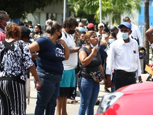 Familias de presos muertos en motín en Ecuador piden ayuda para identificarlos. Foto: Getty Images / Agencia Press South / Colaborador