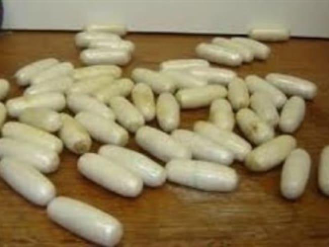 Hallan menor con 49 cápsulas de cocaína en su estómago