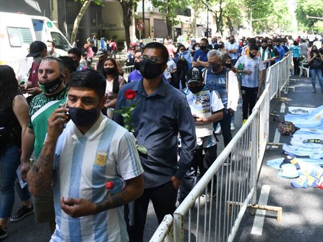 La ciudad de Nápoles también lamenta la muerte de su ídolo. Foto: Getty Images