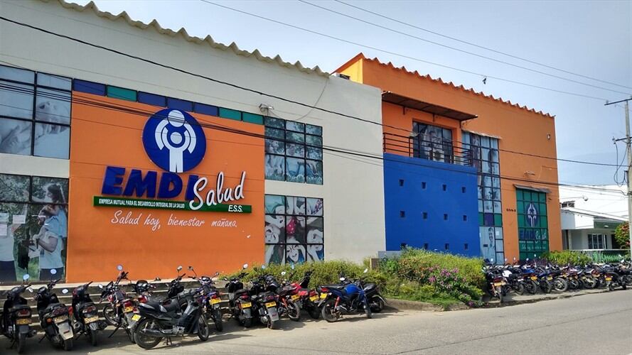 Hallan “caletas de documentos” en sede de Emdisalud en Montería. Foto: Redacción W Radio