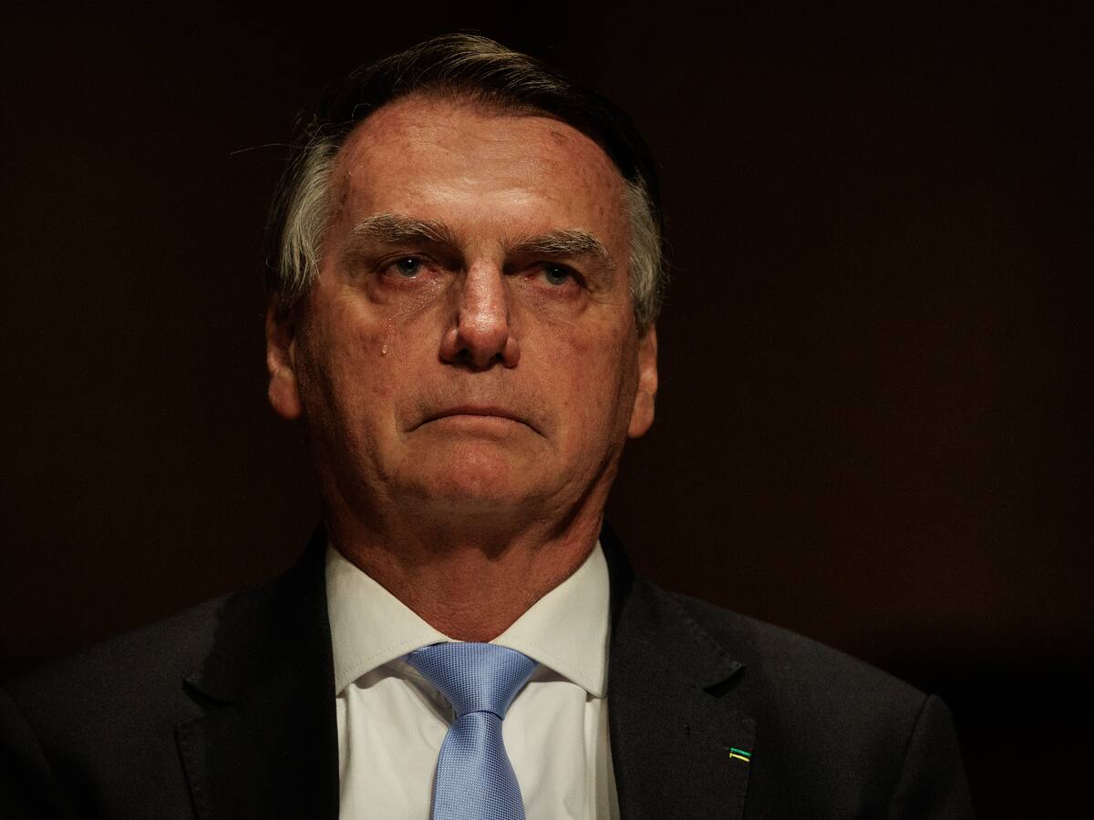 Corte Suprema dio 48 horas a Bolsonaro para explicar su estadía en embajada de Hungría