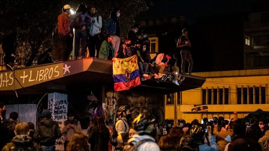 El director de la UNP rechazó el uso indebido que se le estaría dando a los elementos de seguridad otorgados por su institución. Foto: Getty Images / JUAN BARRETO