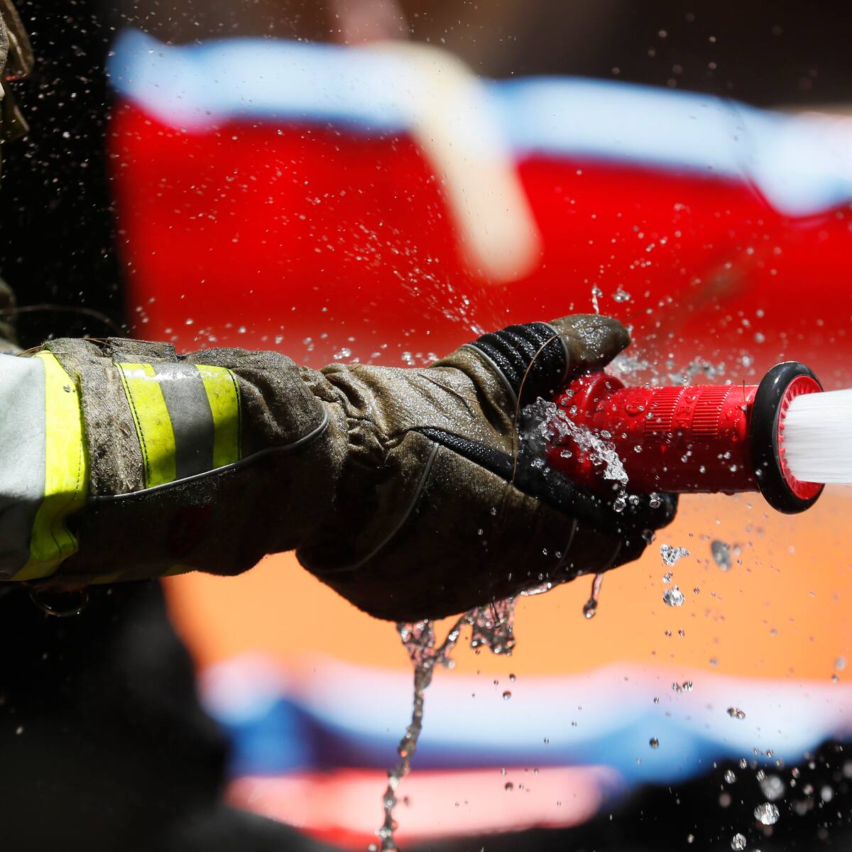 Padre e hijo fueron víctimas de un incendio en una fábrica en Barranquilla