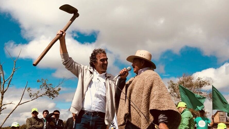Sergio Fajardo anuncia su participación en las movilizaciones del 21 de noviembre. Foto: Colprensa