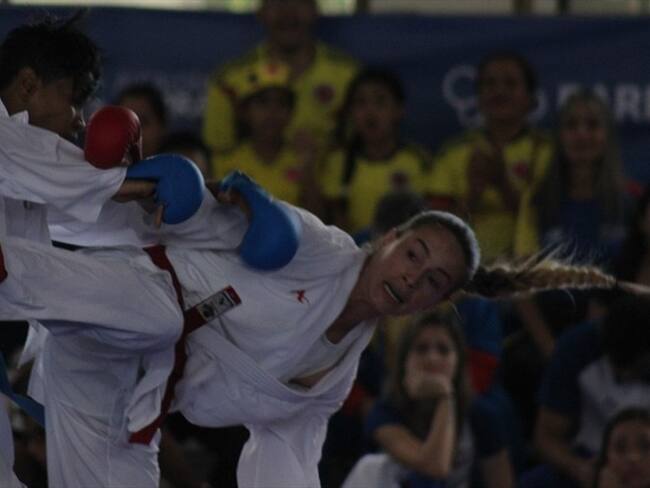 Paula Ruíz consigue medalla de bronce en la modalidad de 50kg en kárate. Foto: W Radio