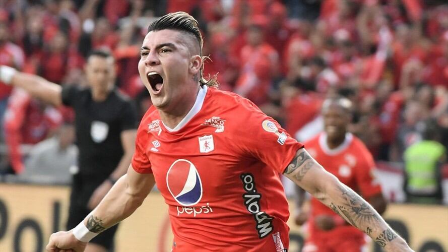 "Conquistaron mi corazón con esa bendita pasión roja", Rangel se despide del América. Foto: Getty Images