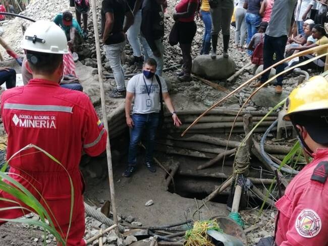 Los cuerpos fueron evacuados del sitio de la emergencia y llevados a Santander de Quilichao . Foto: Cortesía