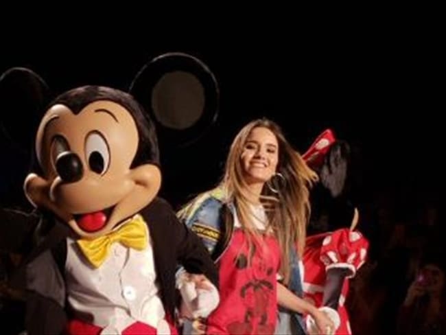 Isabel Caviedes la diseñadora colombiana escogida por Disney para vestir a Micky Mouse