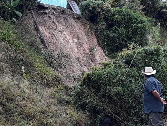 Obreros atrapados por derrumbe en el Cerro de Oro. Foto: Cortesía