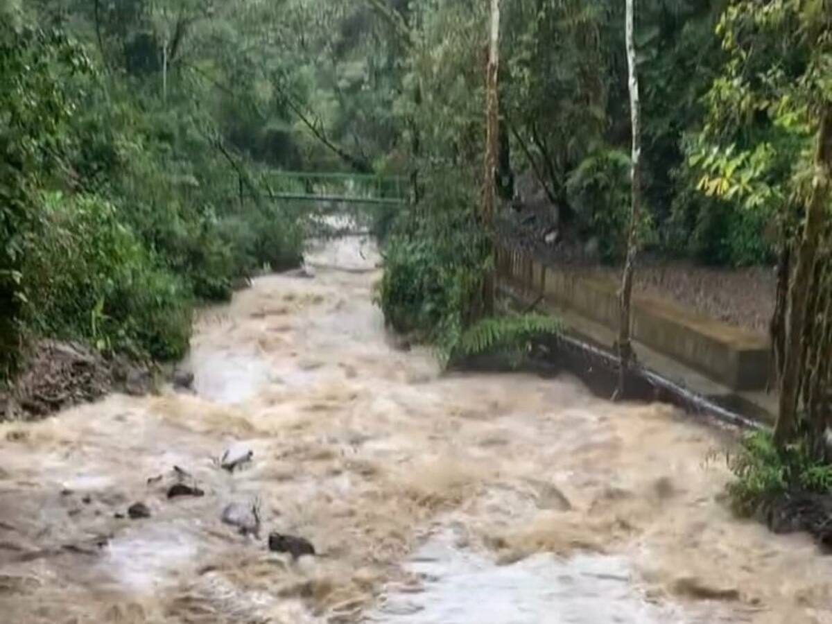 Más de 8.000 personas sin agua en Pueblo Rico, Risaralda, por daños en la bocatoma