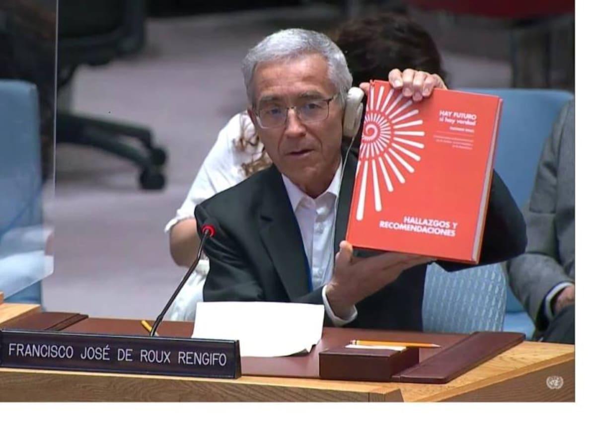 Informe final de la Comisión de la Verdad llega a colegios en Bogotá