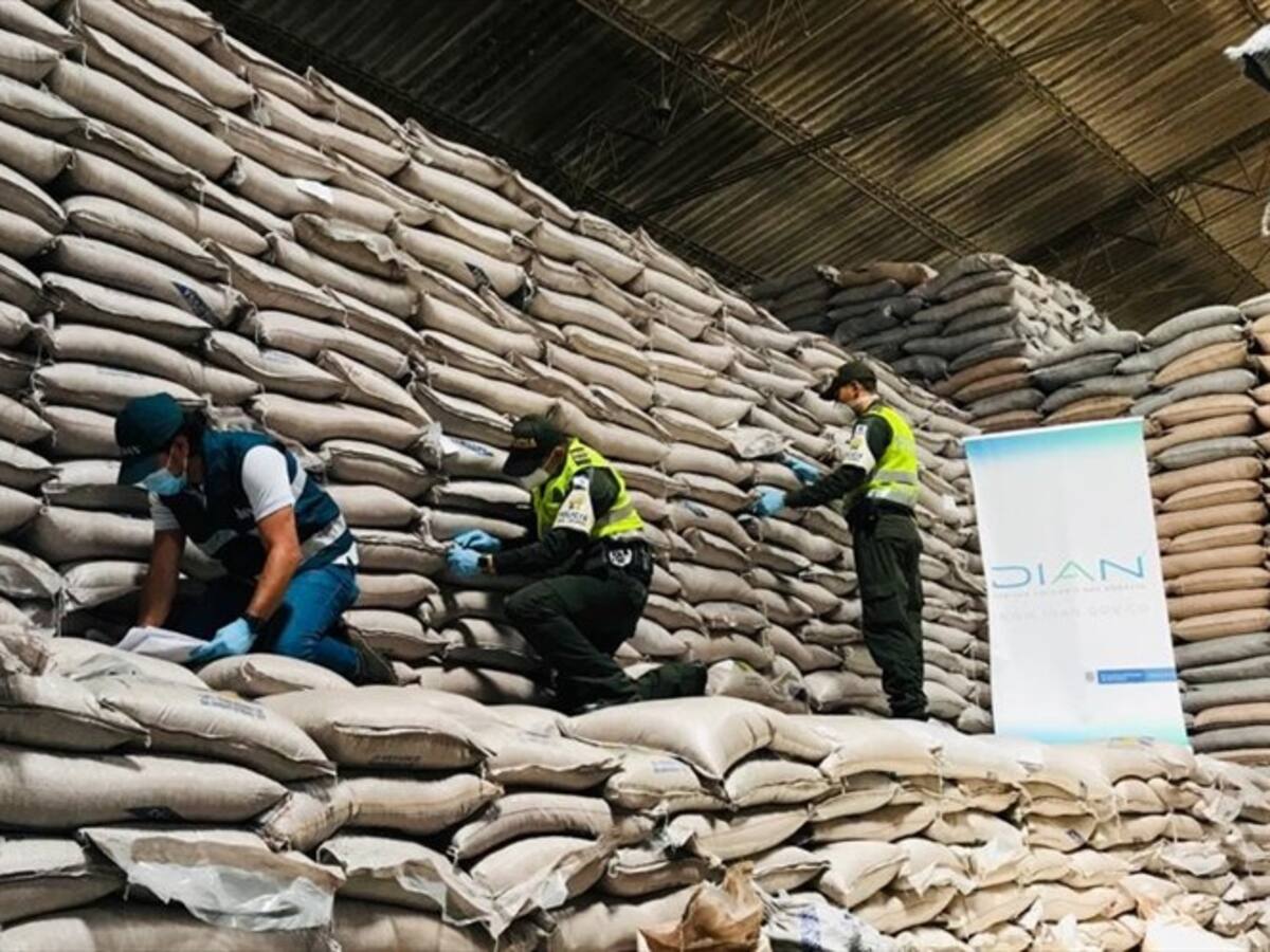 Incautaron más de 1.800 toneladas de azúcar de contrabando avaluado en $4.700 millones