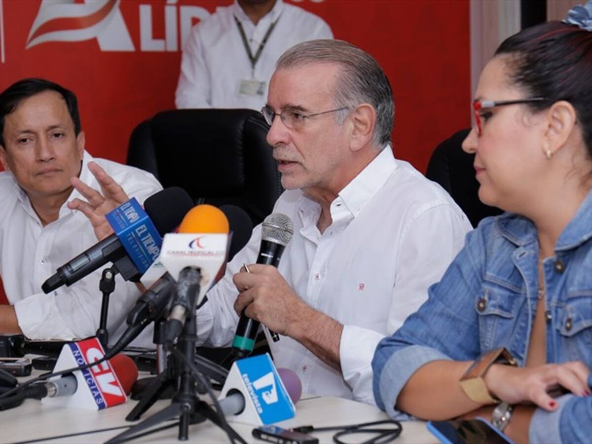 Muerte de peces en Lago del Cisne es por sobrepoblación, según CRA