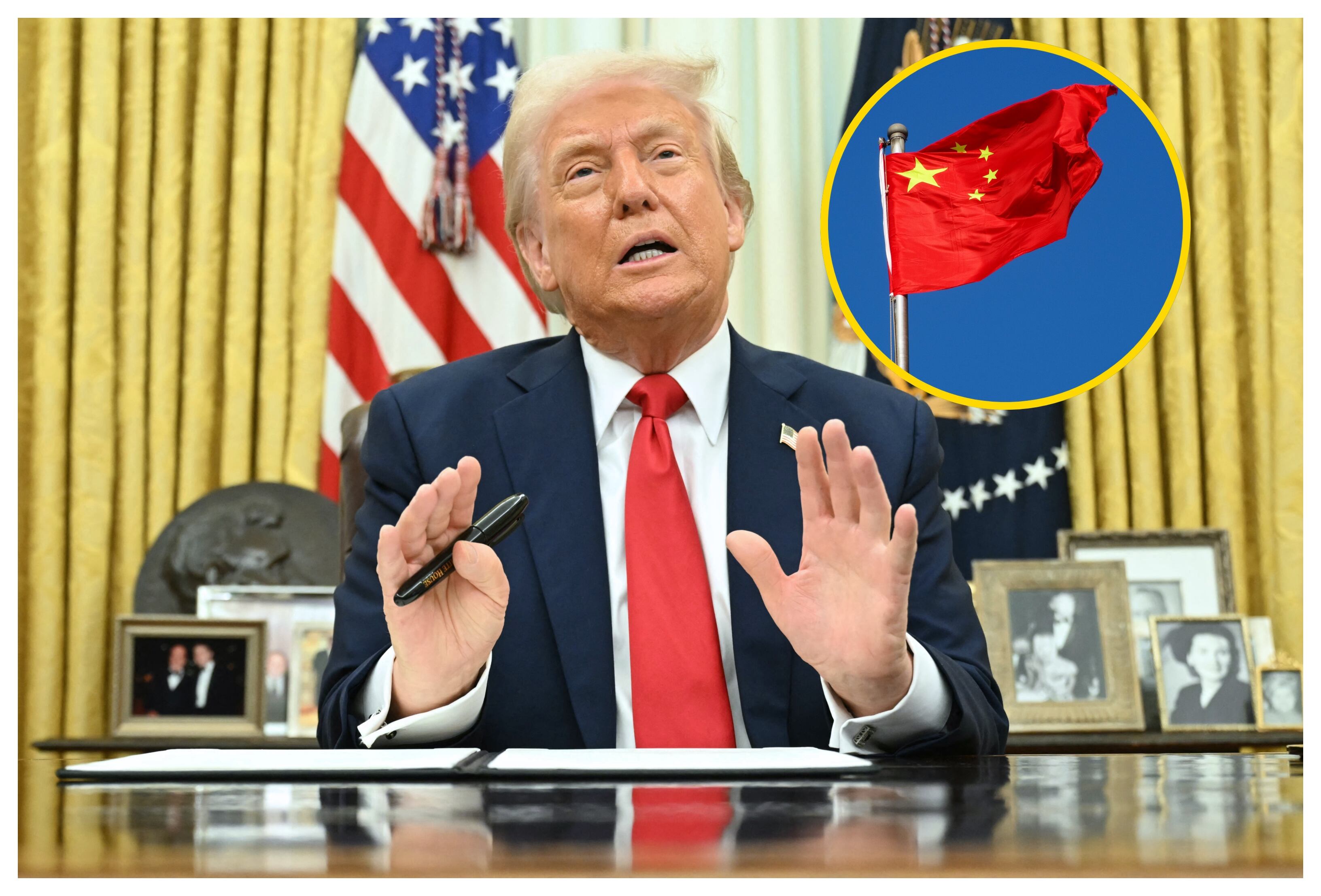Donald Trump y bandera de China. Foto: SAUL LOEB/AFP via Getty Images.