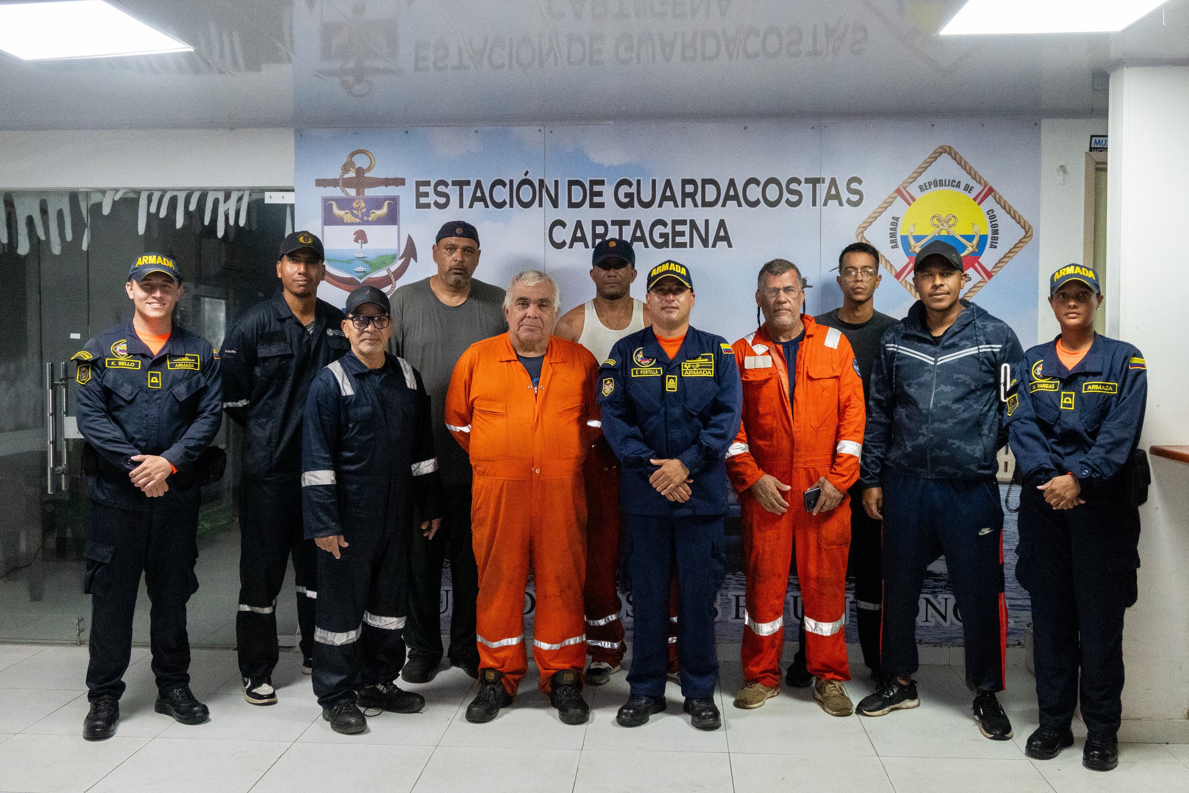 Armada rescata a ocho personas tras emergencia en el mar. Foto: Suministrada.
