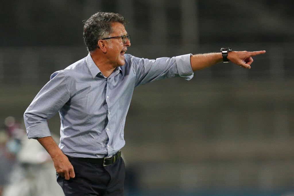 Juan Carlos Osorio, técnico del America de Cali  (Photo by Ernesto Guzman - Pool/Getty Images)