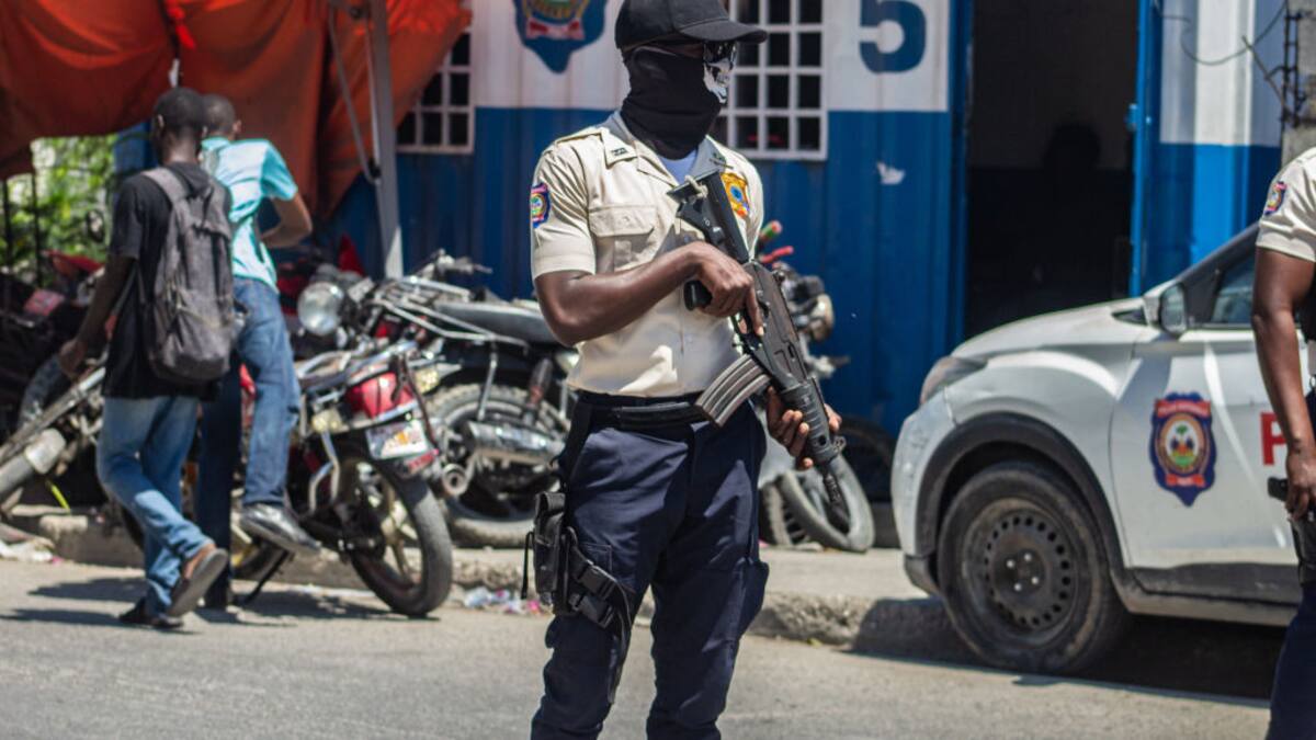 Embajada de Estados Unidos en Haití insta a sus ciudadanos a abandonar el país
