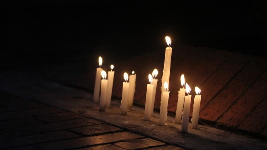 La noche de las velitas en Colombia podría no tener suficientes velitas este año. Foto: Colprensa - Sofía Toscano
