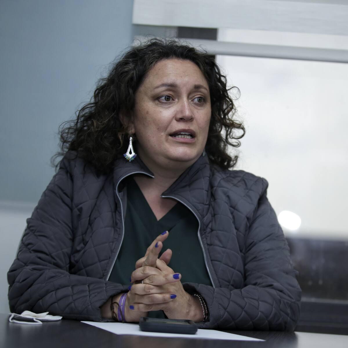 “Es falso, nadie lo está coartando”: Angélica Lozano por presunto veto a Rodrigo Lara