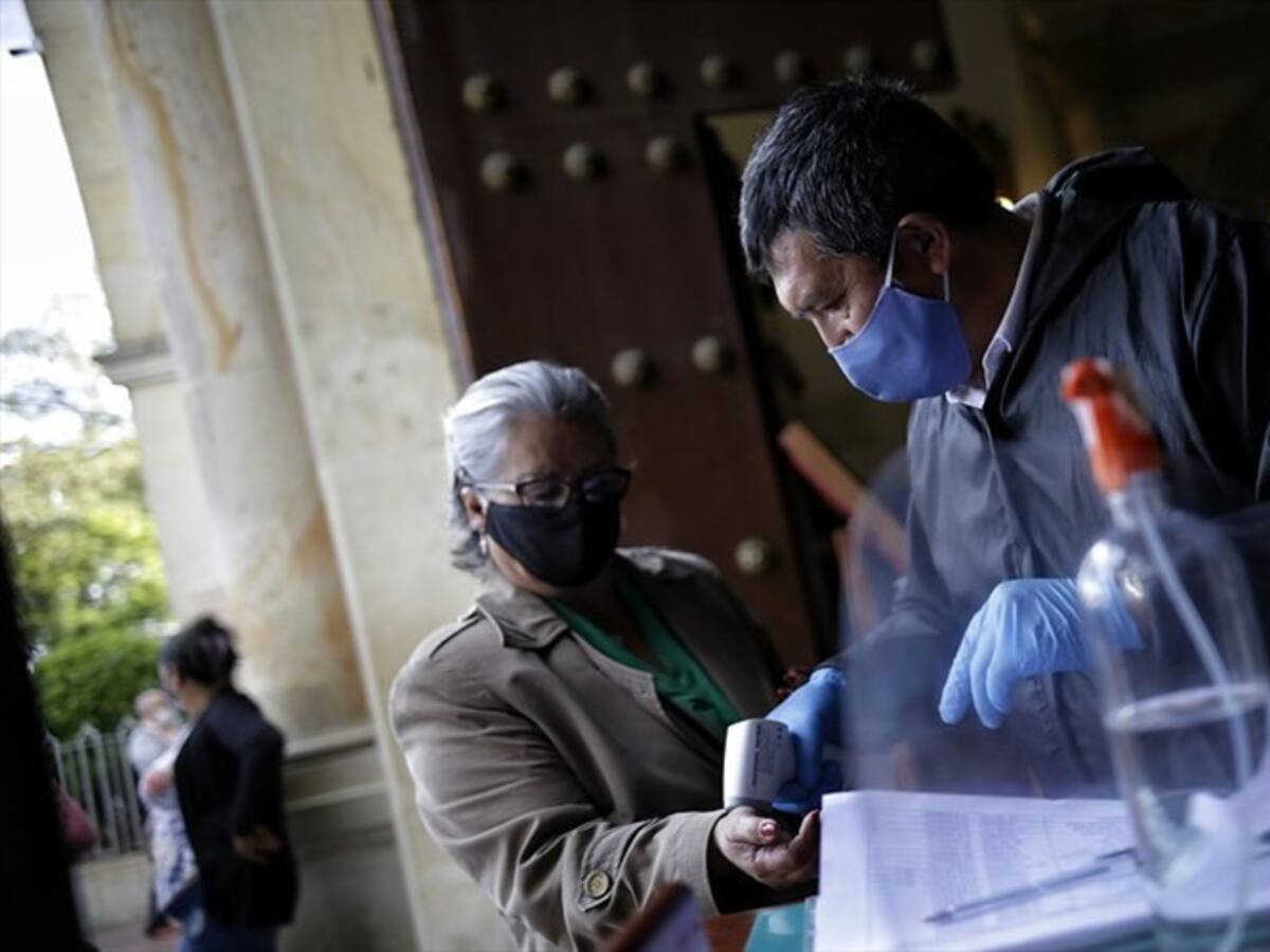 Colombia alcanzó 27.331 muertes por COVID-19; y se registraron 8.496 nuevos casos