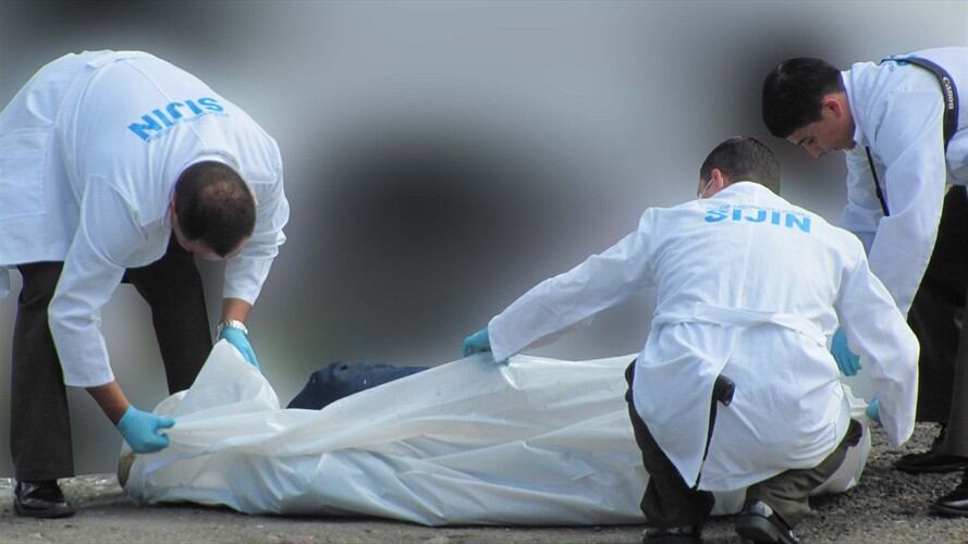 Testigos informaron que los responsables escaparon hacia la vereda San Isidro, mientras que los afectados fueron llevados de urgencia al hospital local. Foto: Colprensa