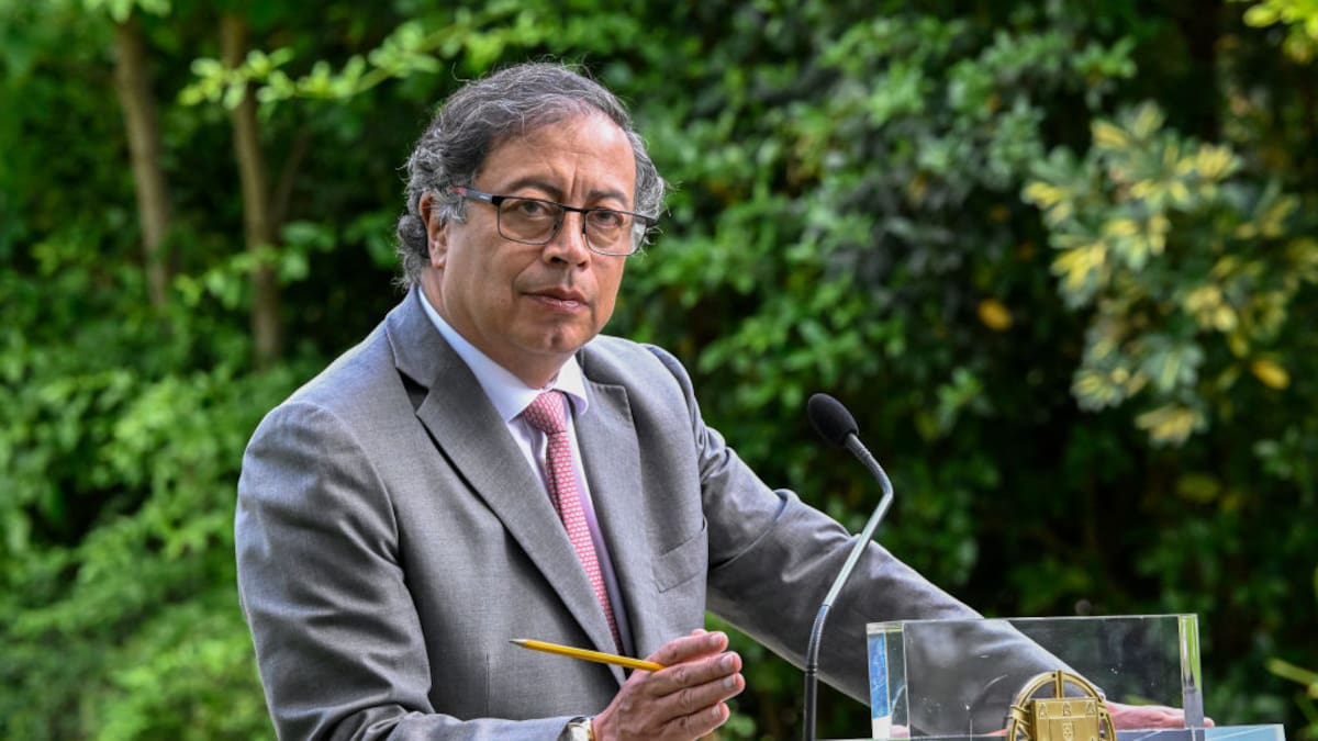 El robo asciende a los $360.000 millones: Petro por hurto de petróleo