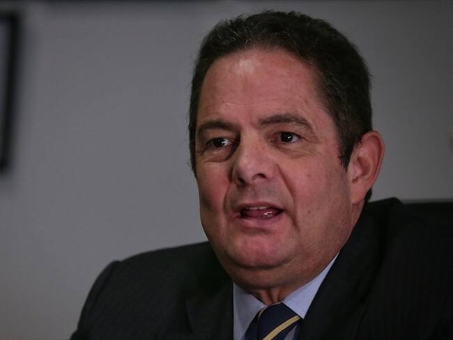 Vargas Lleras dijo que el Ministerio de las TIC tuvo el tiempo para revisar los pliegos del contrato.. Foto: Colprensa - Luisa González