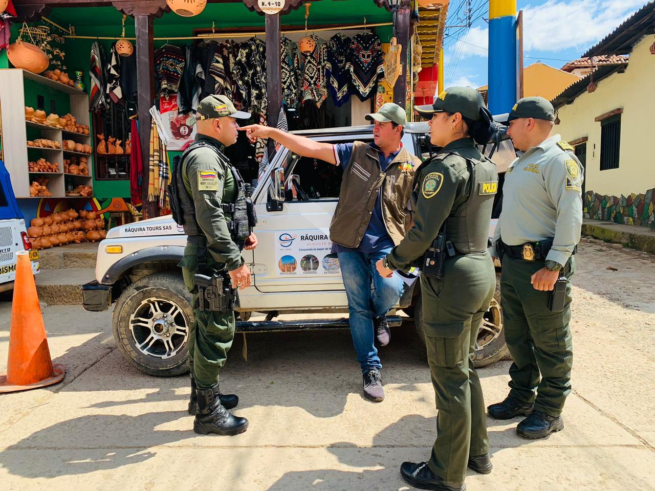 El Departamento de Policía de Boyacá realizará controles de registro, con el fin de brindar seguridad a propios y visitantes durante este puente festivo del Día de la Madre / Foto: Suministrada.
