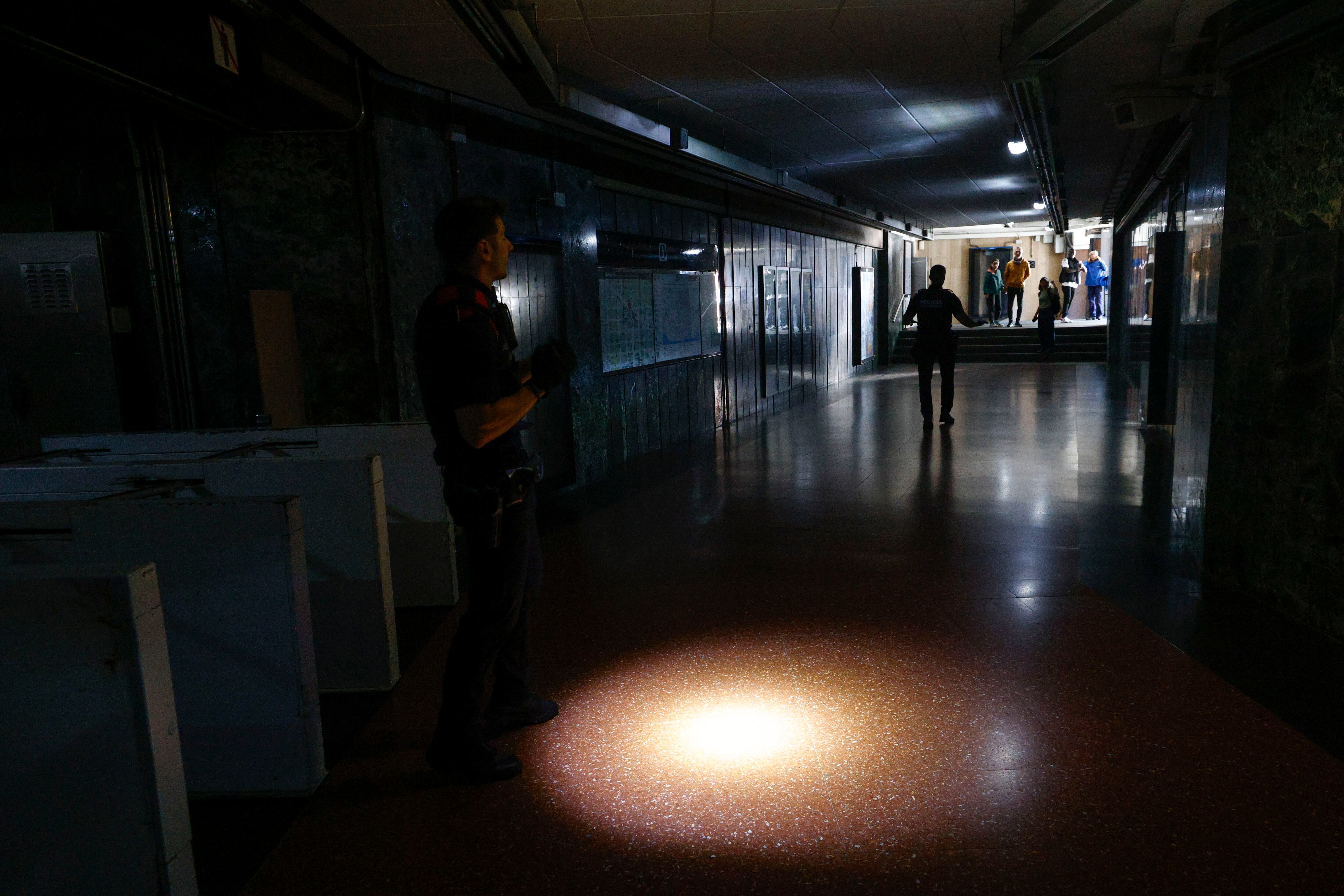 España recuperó el 50 % de su consumo eléctrico tras apagón